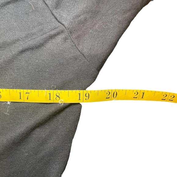 Michael Kors Black Tunic Top Gold Bar Logo Keyhole Medium Lightweight Office - Picture 9 of 11